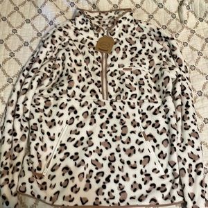 Soft Leopard print half zip